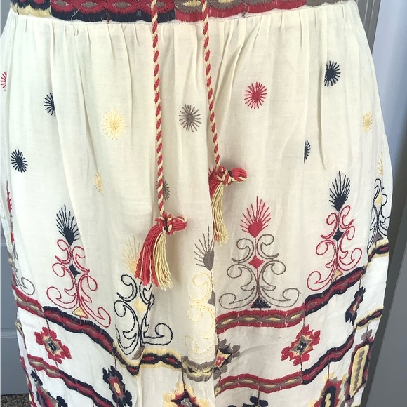 🏜️ Embroidered Chelsea & Violet Dress 🏜️ - Picture 11 of 14